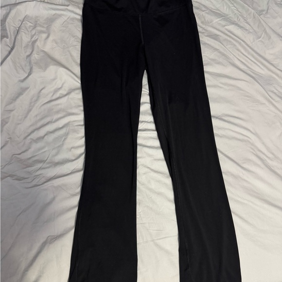 Black Crane Leggings with Flared Design comfortable yoga size large - Picture 1 of 3